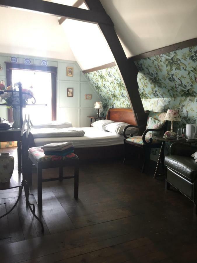 Bed and Breakfast De Snoeperij Dirksland Экстерьер фото